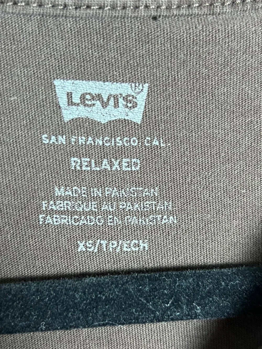 Levi’s Graphic T-Shirt Brown Y2K Minimal Streetwear